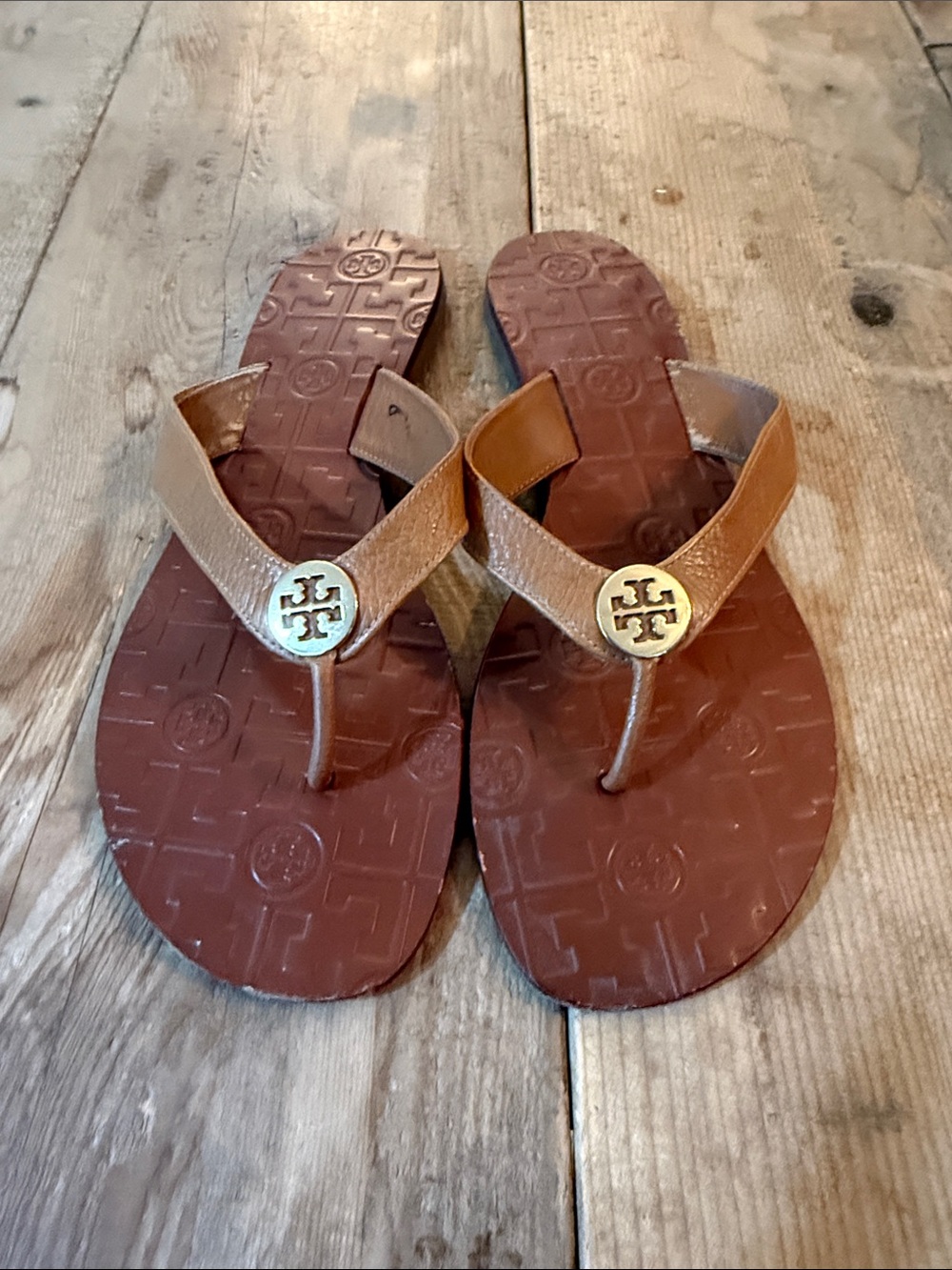 Tory Burch Brown Leather Flip Flop Sandals with Gold Logo